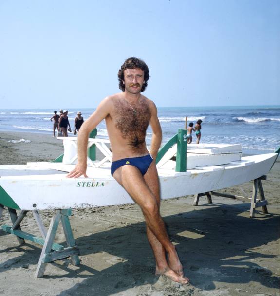 Al mare nel 1980 (Olycom)